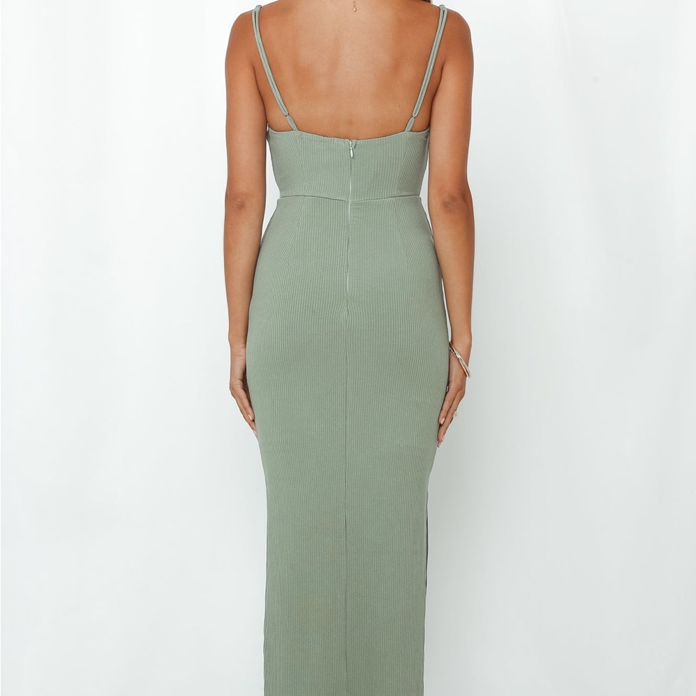 Hello Molly Rooftop Martinis for Two Midi Dress Sage - Picture 4 of 7